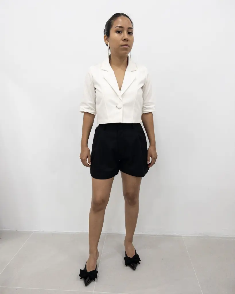 short pantera - lino - colección SABANA - 4.webp